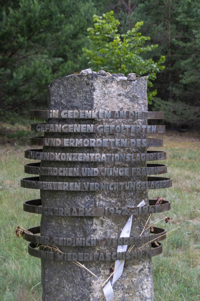 Vernietigingskamp Uckermark #2