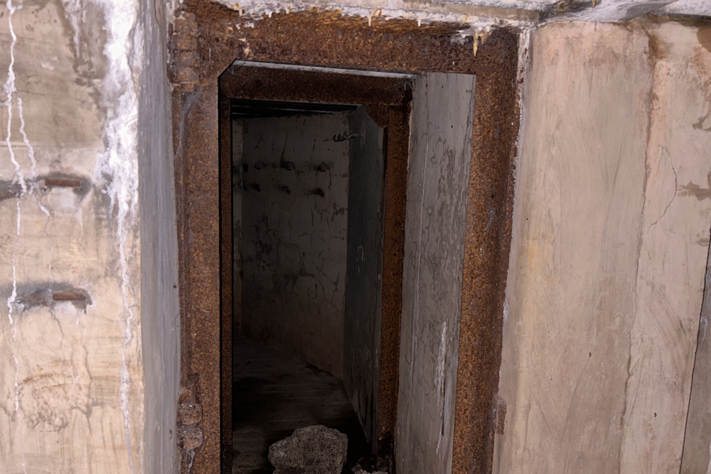 Bunker BM 31 at Limoy #3