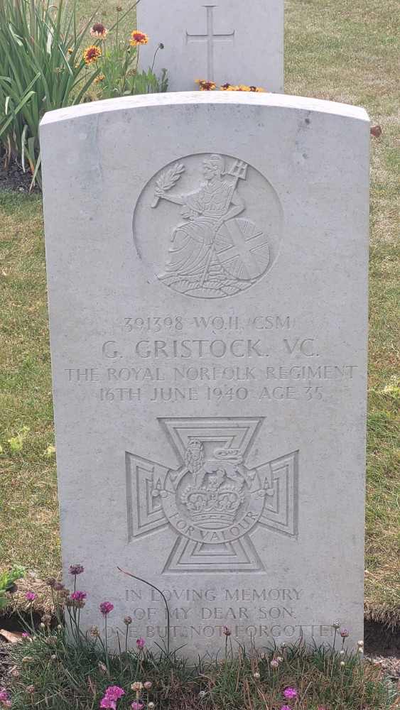 Commonwealth War Graves WW2 Plot Bear Road Cemetery Brighton #5