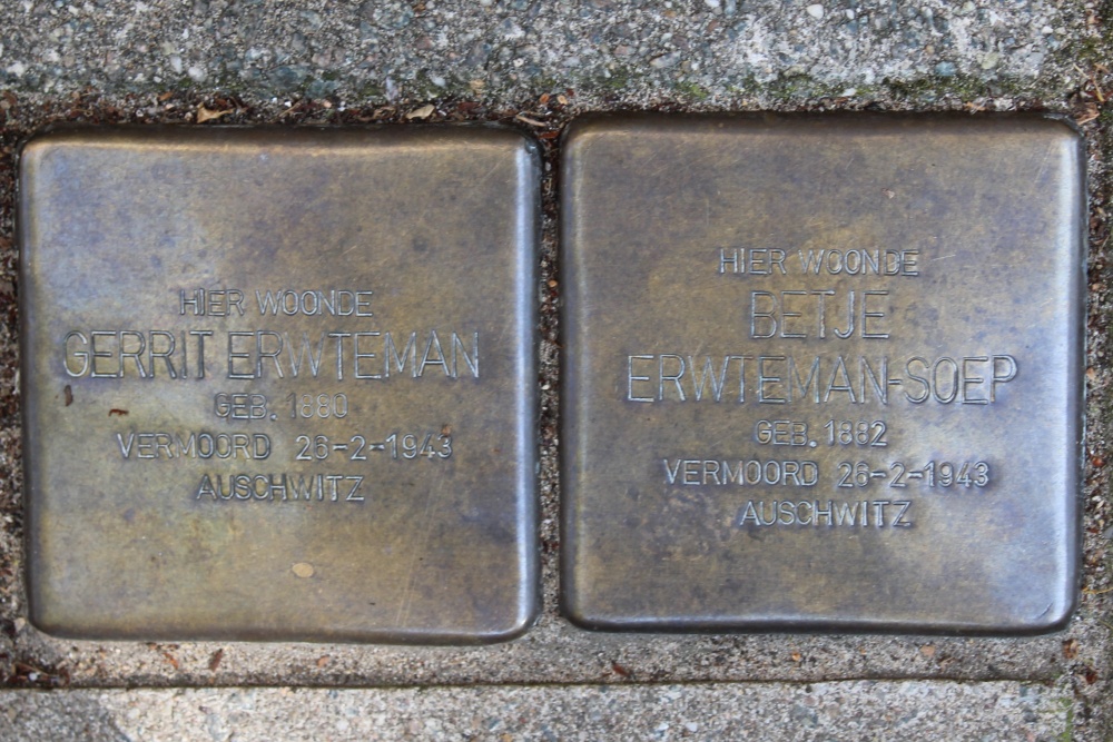 Stumbling Stones Tolstraat 35