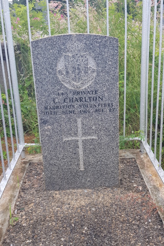 Commonwealth War Graves Port Louis Western Cemetery #7