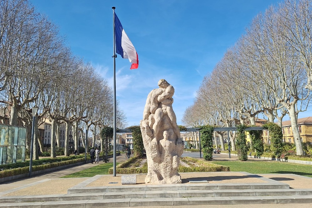 Monument Verzetsstrijders Carcassonne #2