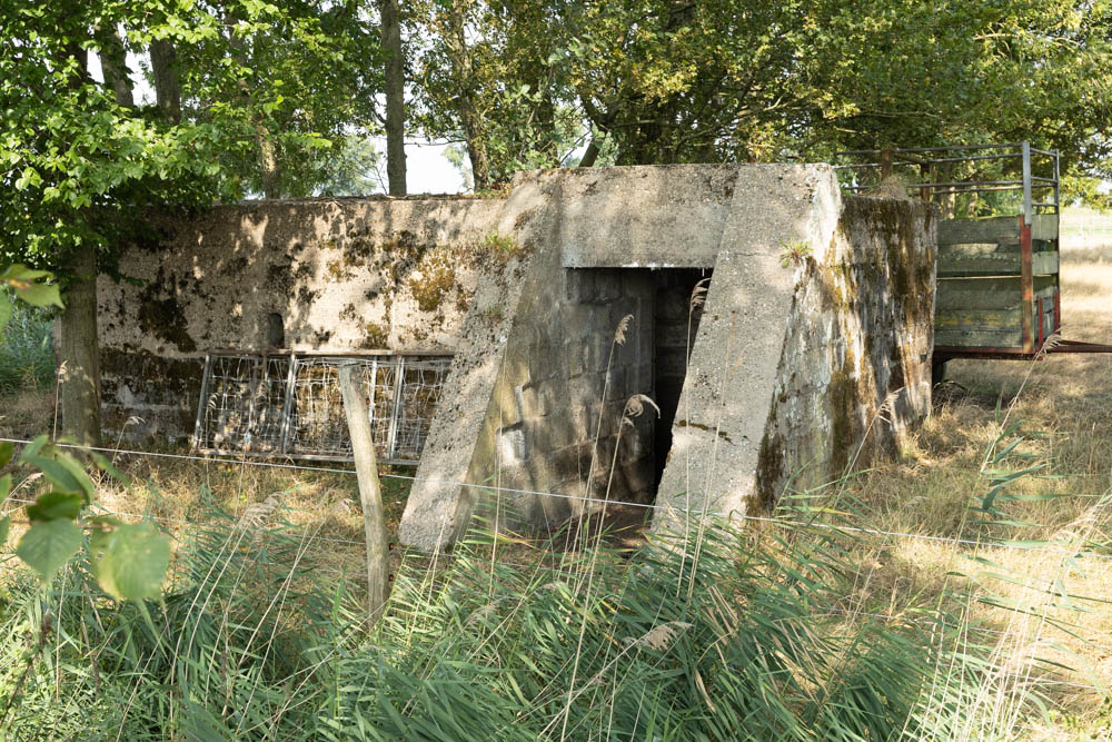 Munitiebunker 1 type MG 53 Kleverskerke