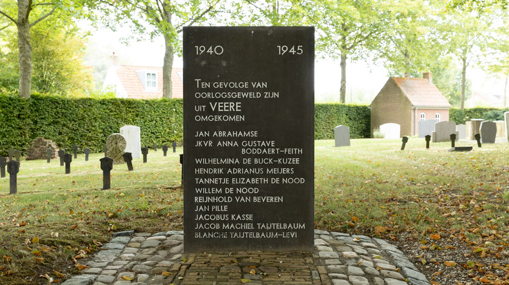 Memorial Civilian Casualties Veere #1