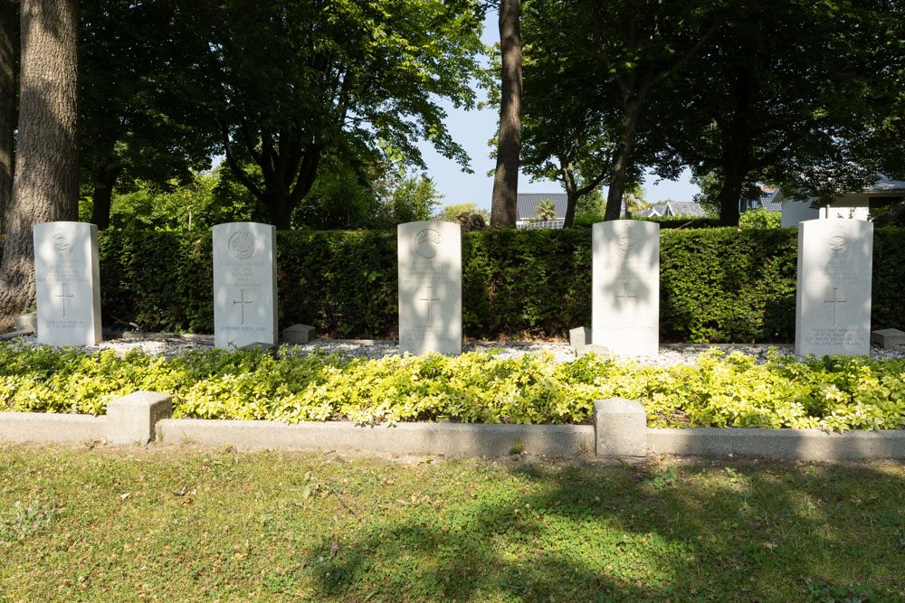 Commonwealth War Graves Kamperland
