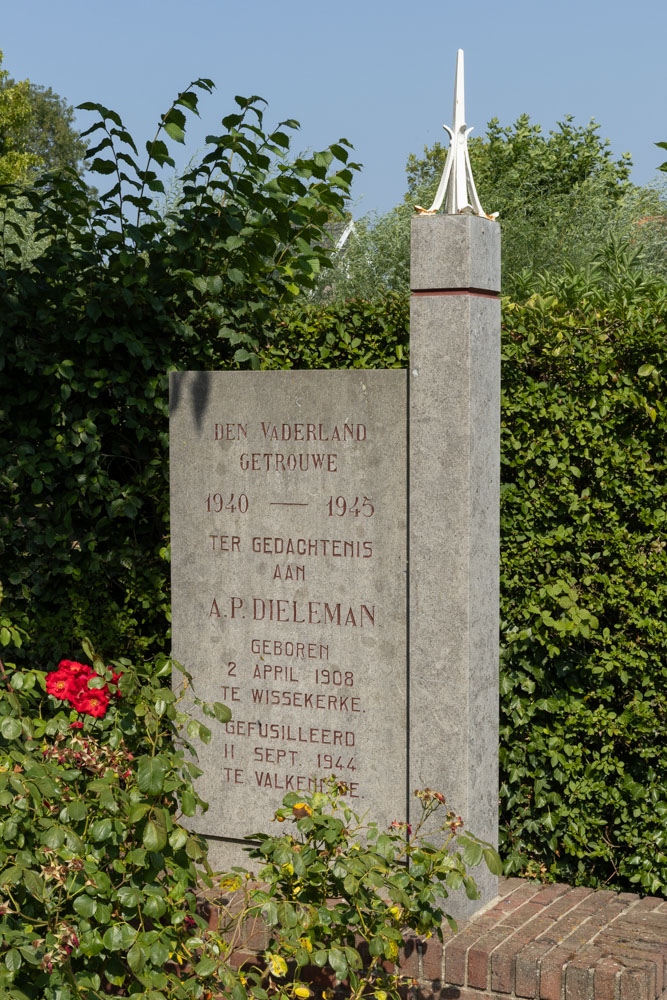 Oorlogsmonument Wissenkerke #2
