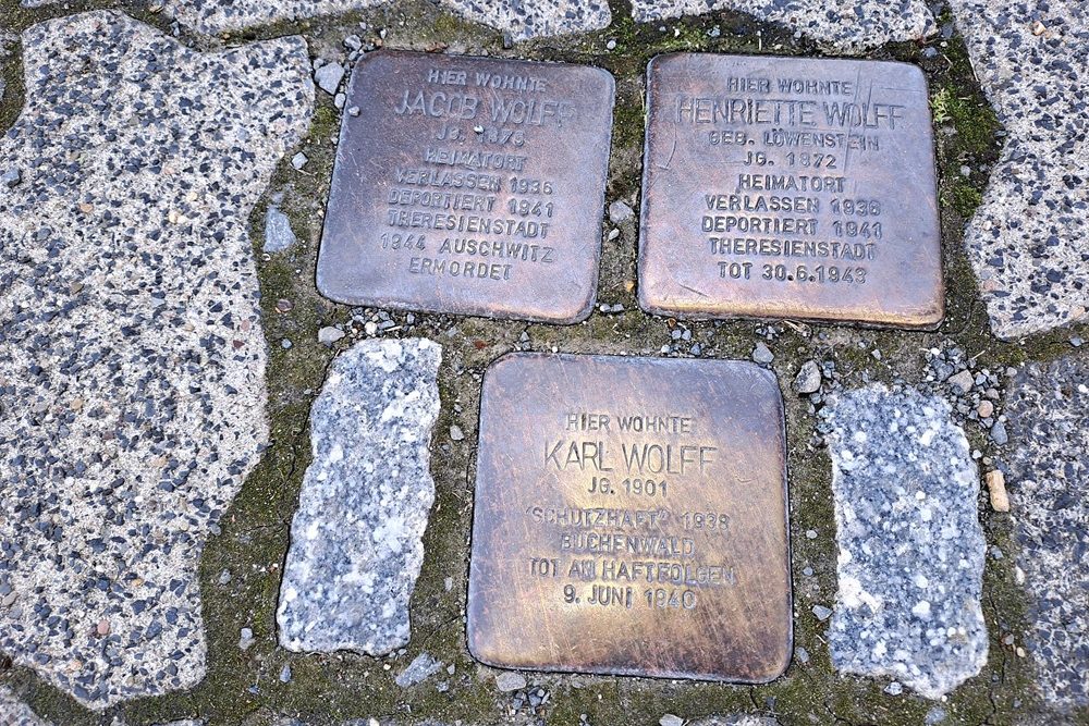 Stumbling Stones Arfelder Hauptstraße 30 #1