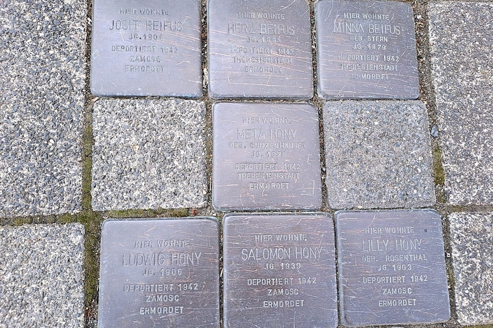 Stumbling Stones Schloßstraße 16