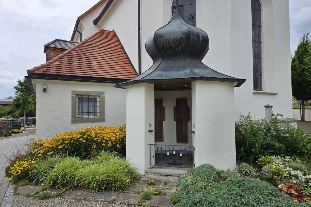 War Memorial Gestratz #1