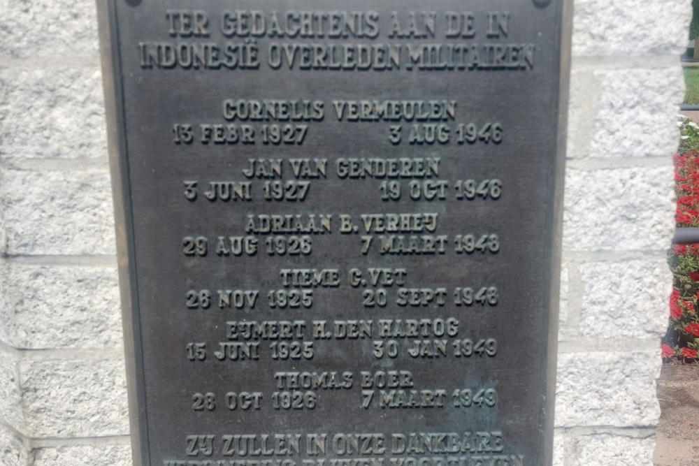 War Memorial Sliedrecht #7