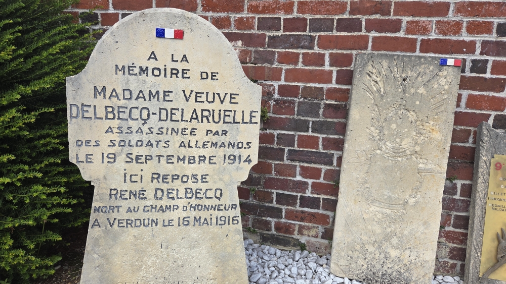Oorlogsgraf van het Gemenebest Noyon #4