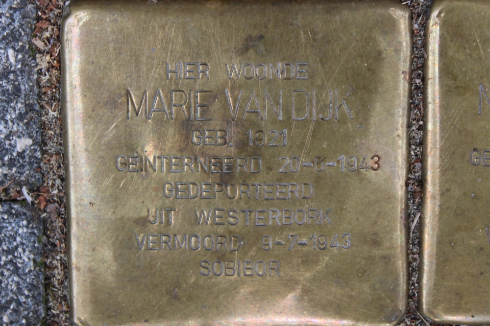 Stolpersteine Sarphatistraat 175 #4