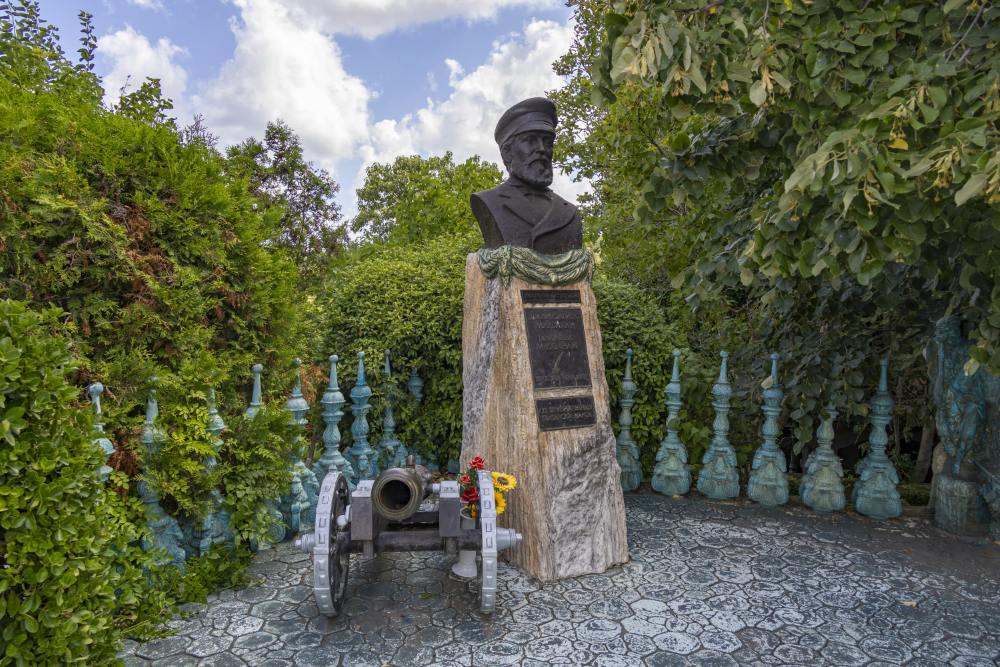Monument voor Januarius MacGahan