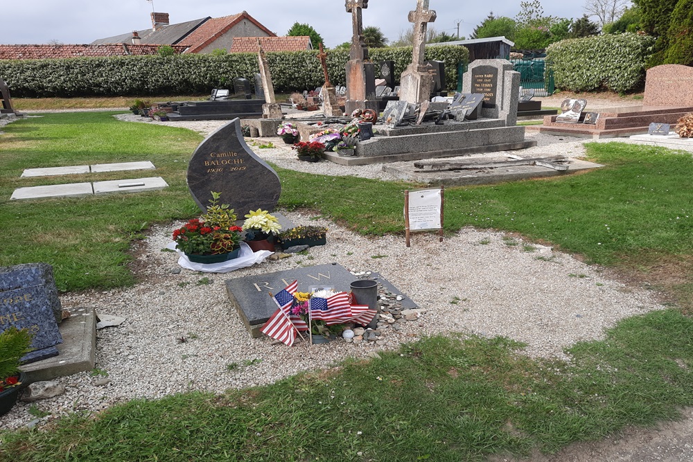 Grave Sergeant Robert E. Wright #1