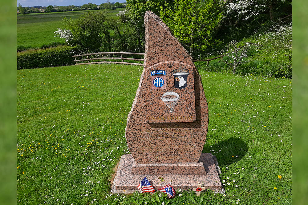 Monument Airborne Divisions