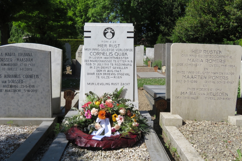 Dutch War Graves Rozenburg #5