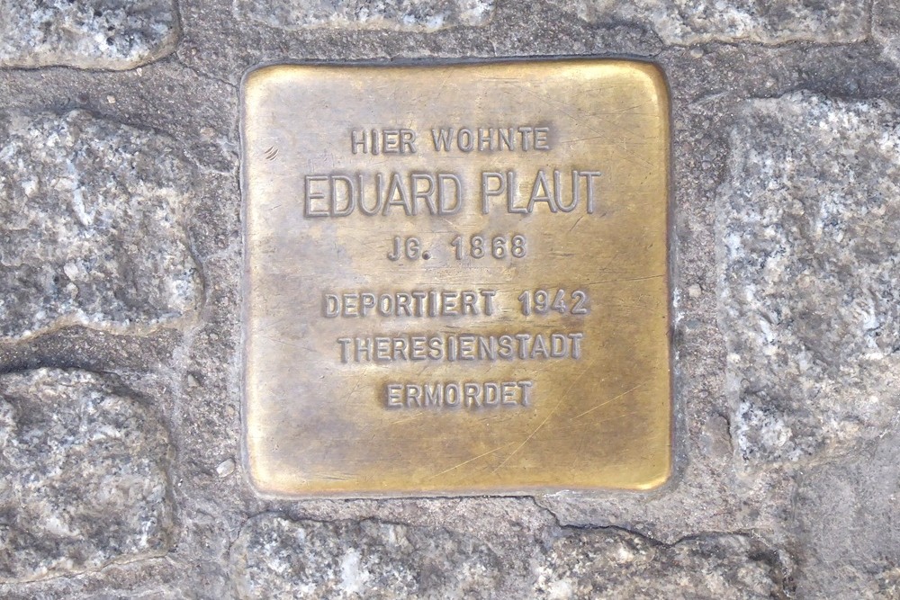 Stumbling Stones Steinweg 15