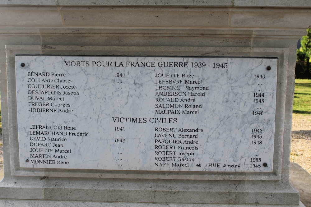 Oorlogsmonument Saint-Pierre-en-Port #7