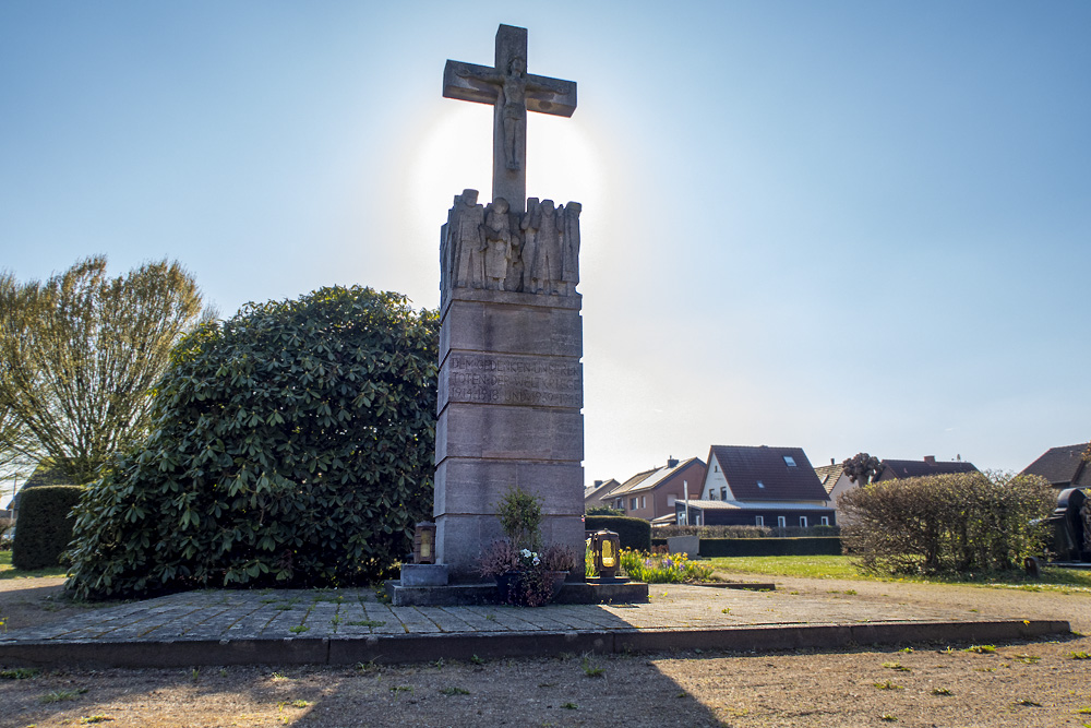 War Memorial Glesch #1