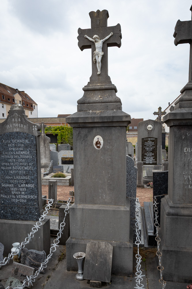 Graves Civilian Victims Communal Cemetery Malo-les-Bains #3