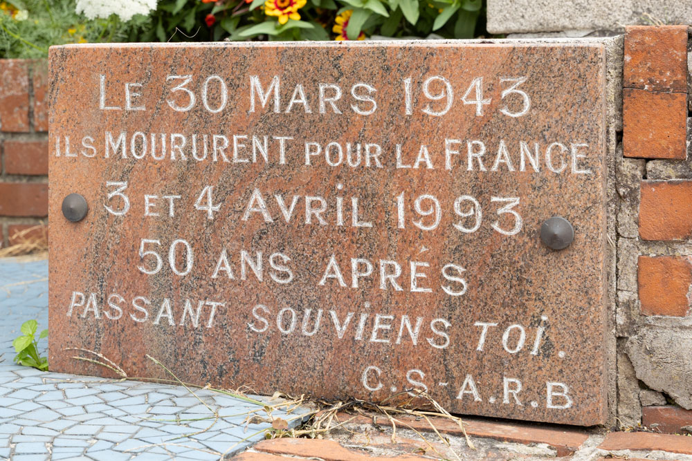 Oorlogsmonument Rosendaël #7