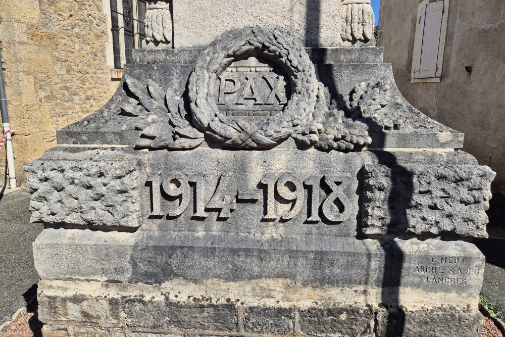 War Memorial  Longeau-Percey      #5