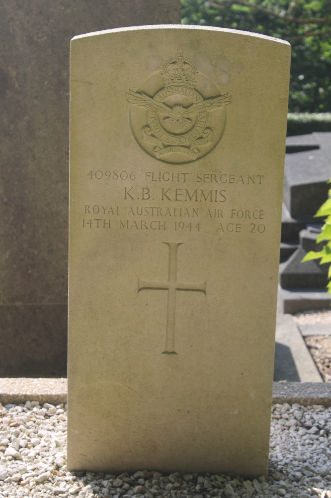 Commonwealth War Graves Saint-Pierre-en-Port #3