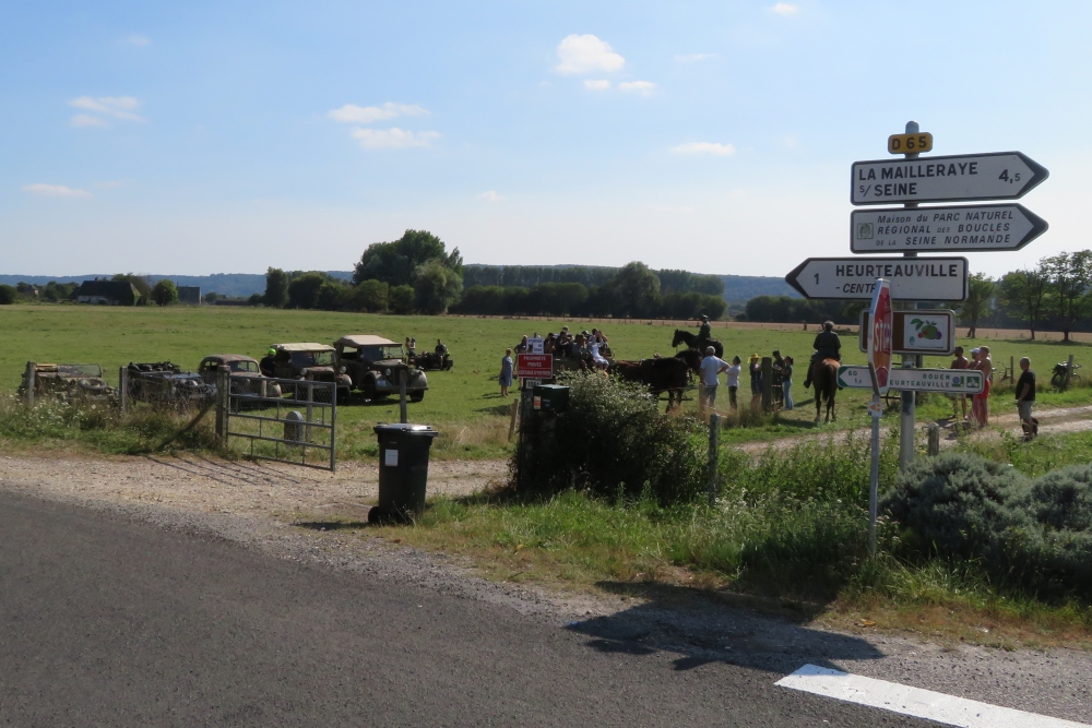 Memorial Perished Horses Heurteauville #2