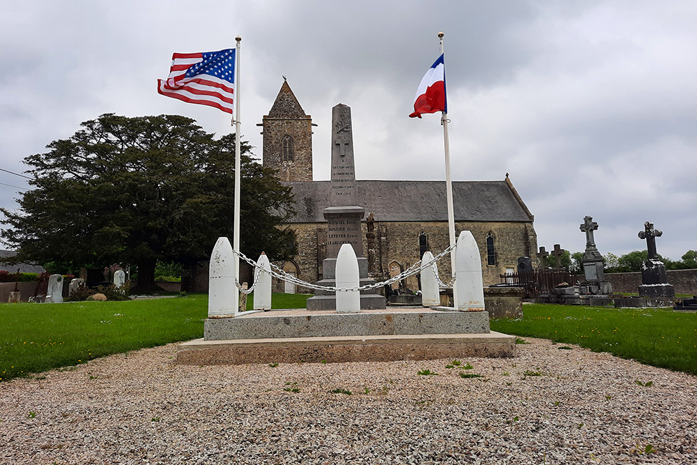 Oorlogsmonument Écoquenéauville #1