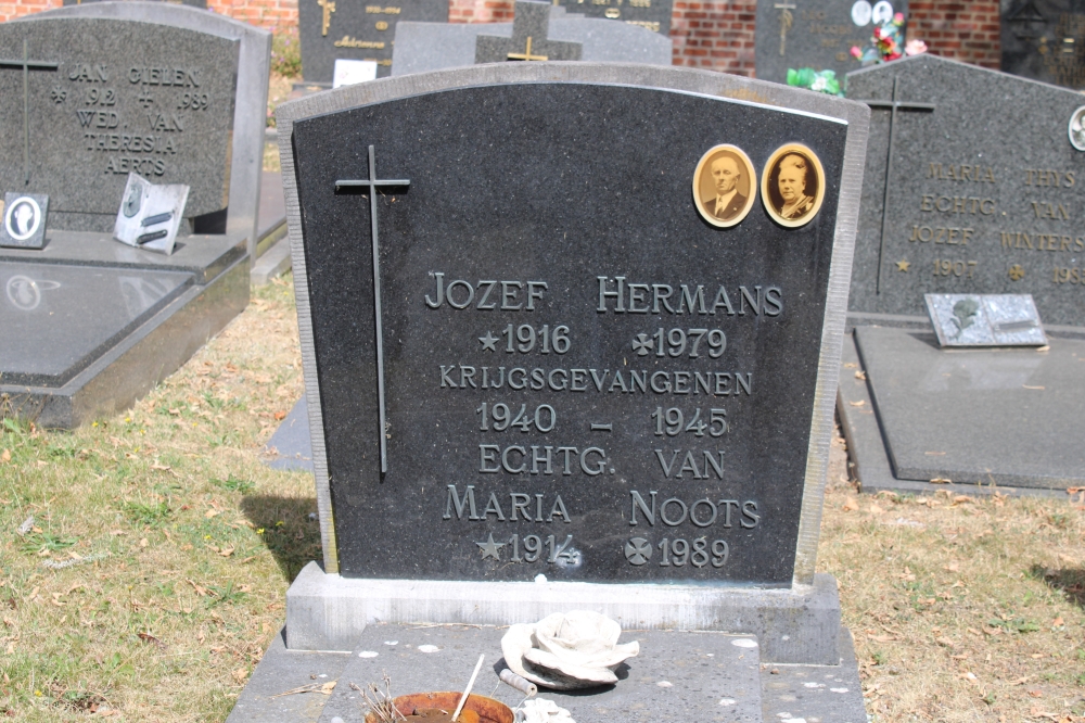 Belgian Graves Veterans Kleine-Brogel  #1