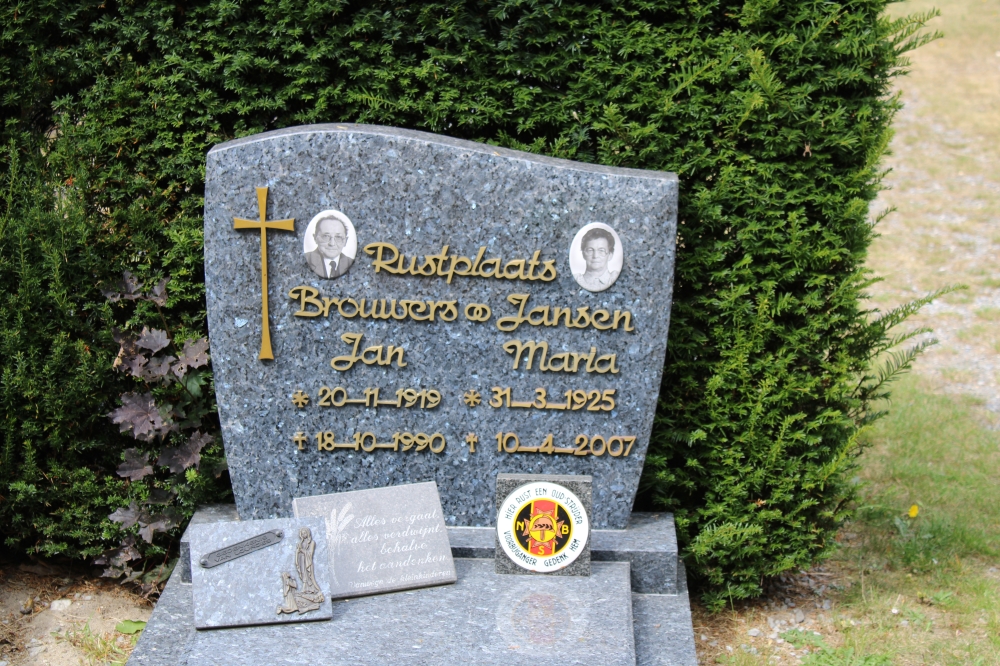 Belgian Graves Veterans Grote-Brogel