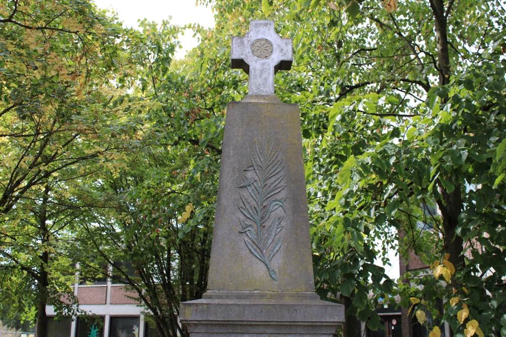 War Memorial Grote-Brogel #2