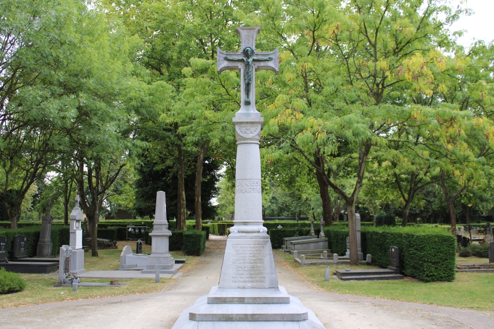 War Memorial Peer Cemetery #2