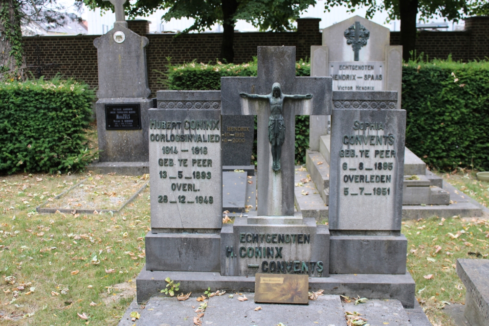 Belgian Graves Veterans Peer #2