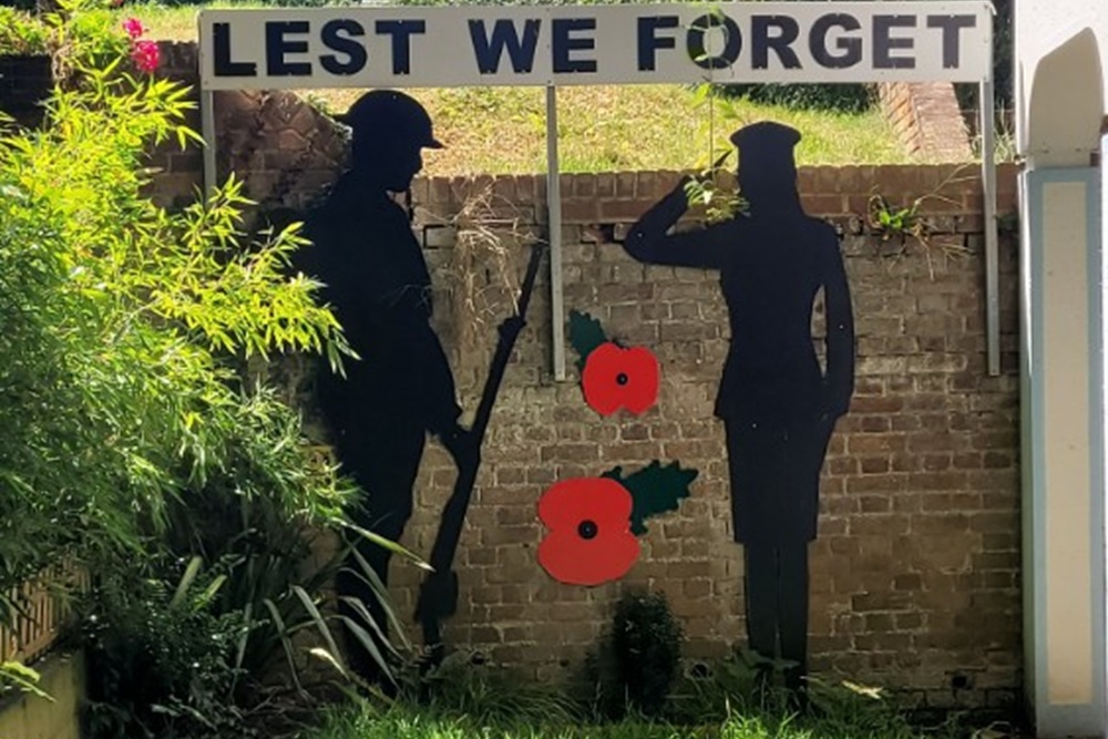 'Lest We Forget' Memorial Rochester