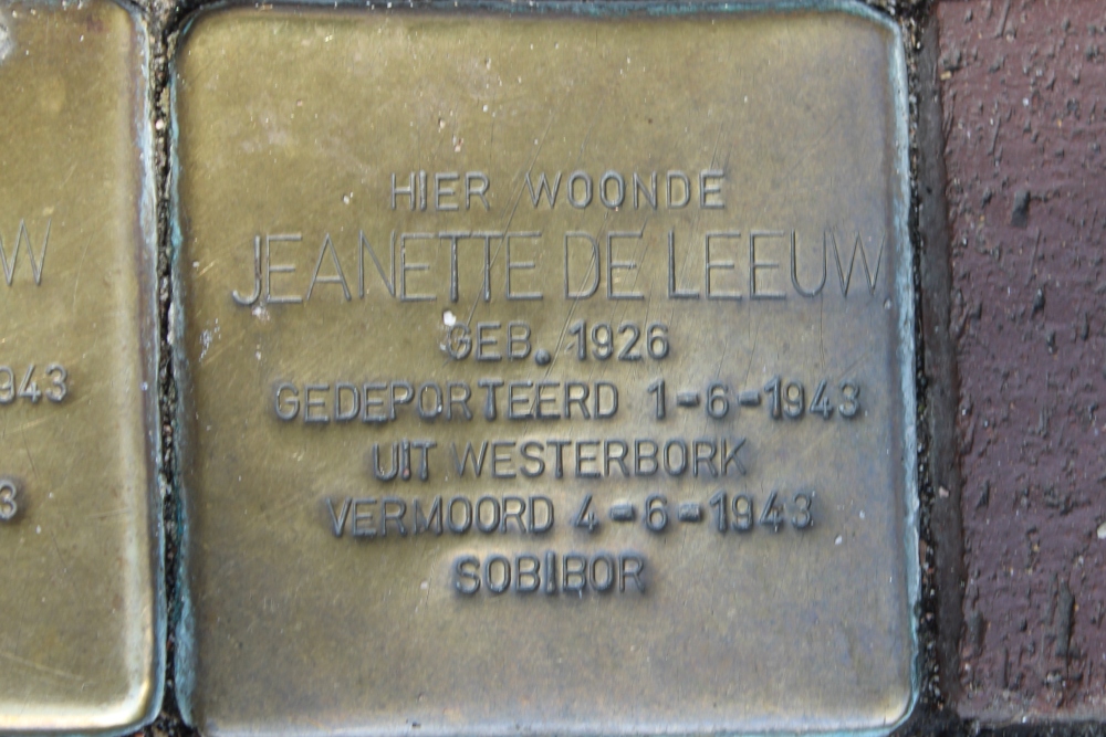 Stumbling Stones Zeedijk 40 #7