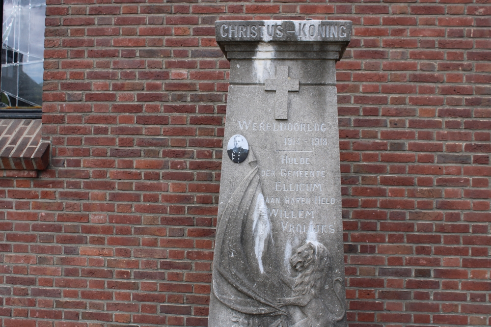 War Memorial Ellikom #3