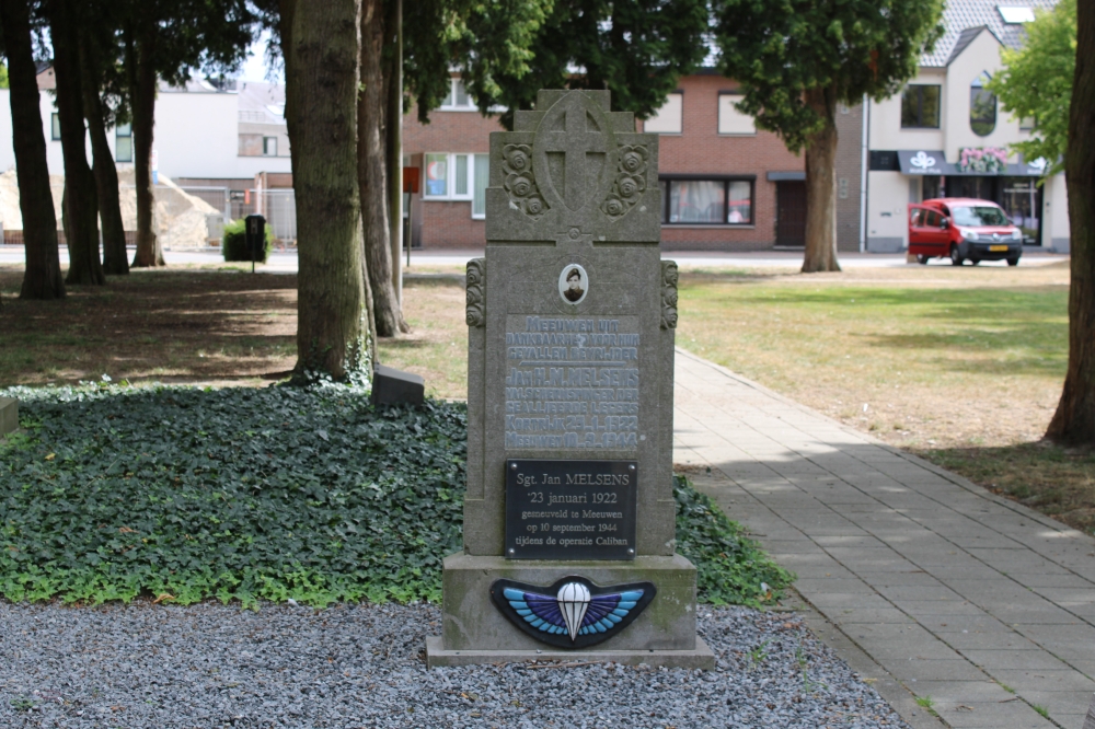 Memorial Belgian Paratrooper Sergeant Jan Melsens #1