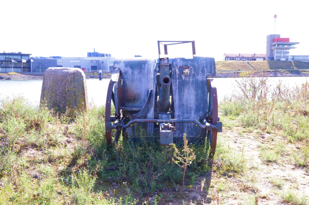 Fort Island IJmuiden - Italian 75 mm 