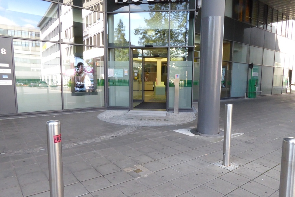 Stumbling Stone Willy-Brandt-Platz 8   #2