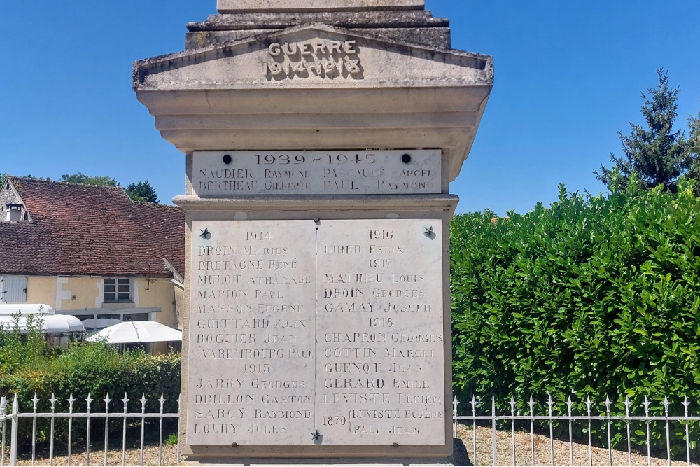 War Memorial Gy-l'Évêque #4
