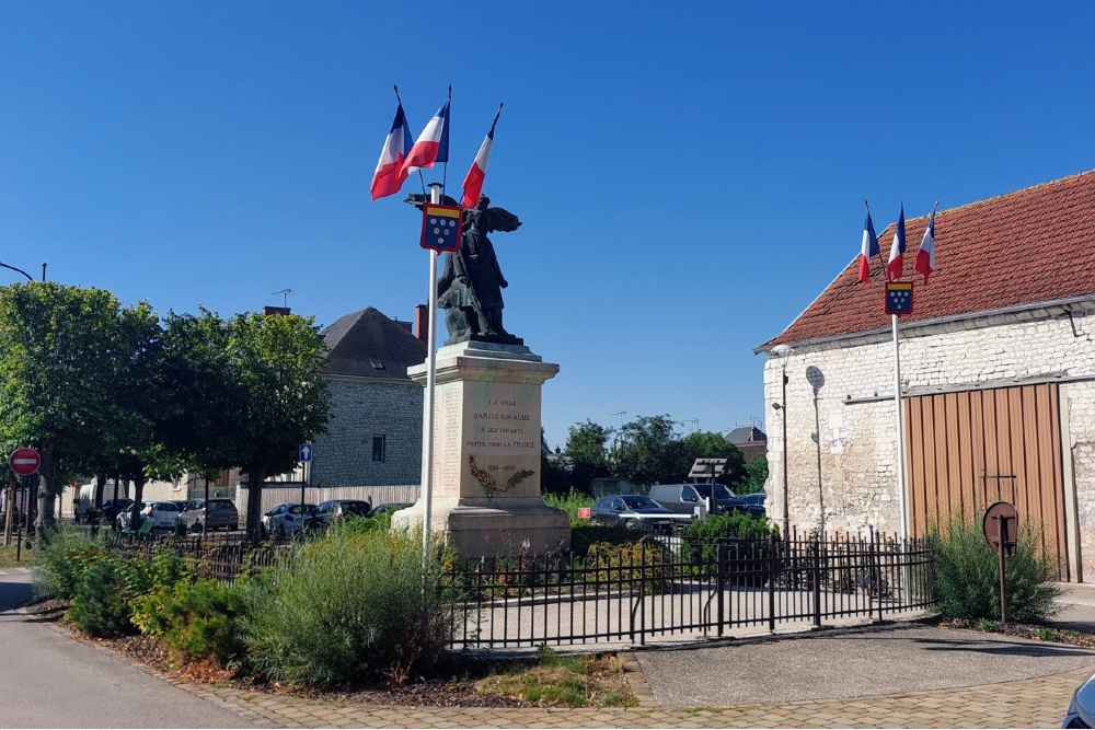 War Memorial  Arcis-sur-Aube #7