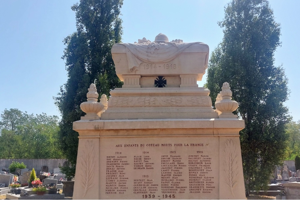 Oorlogsmonument Begraafplaats Le Coteau #3