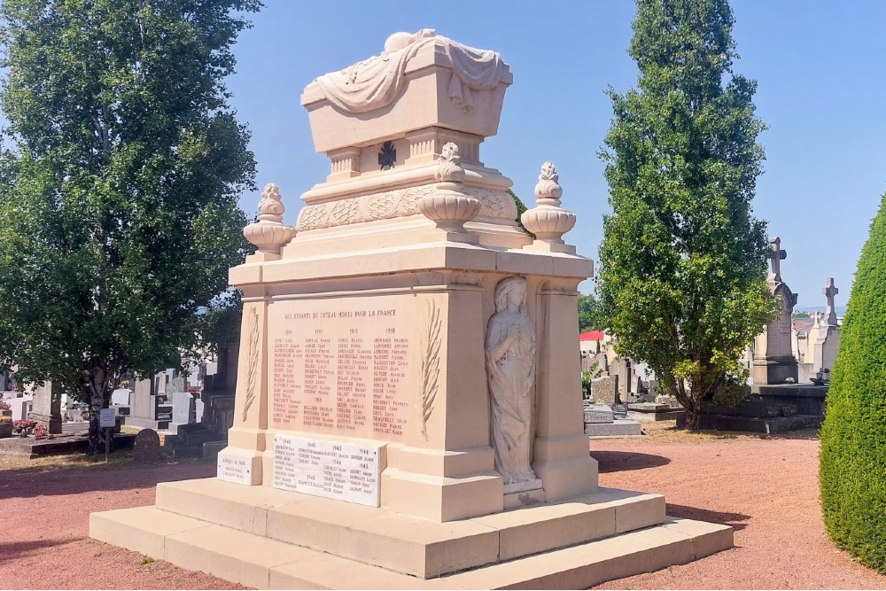 Oorlogsmonument Begraafplaats Le Coteau #8