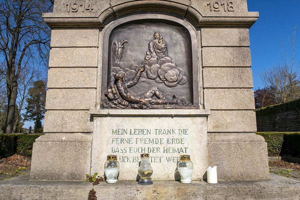 Oorlogsmonument Elsdorf #2