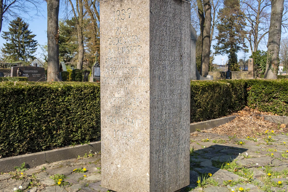 Oorlogsmonument Elsdorf #4