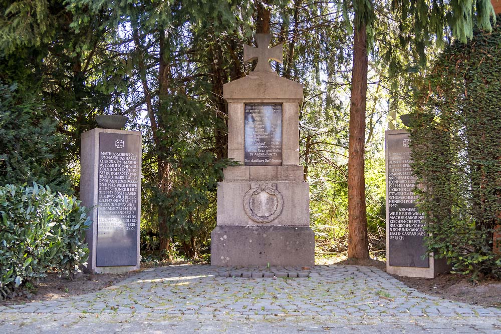War Memorial Grouven