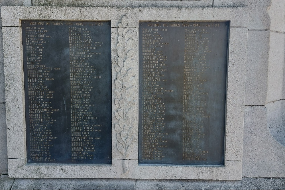 War Memorial Châlons-en-Champagne #8