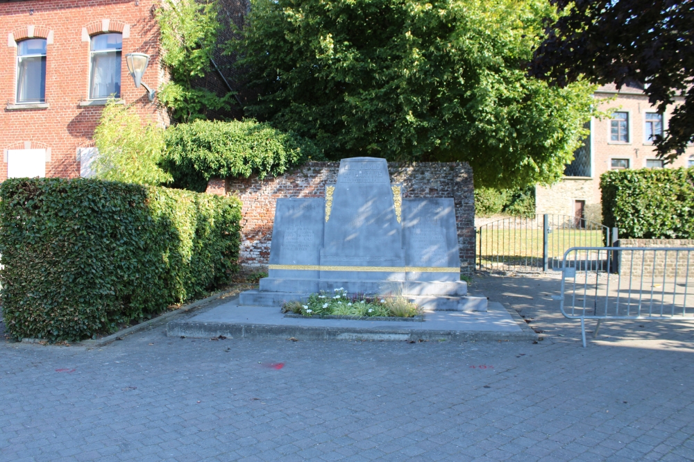 War Memorial Ernage