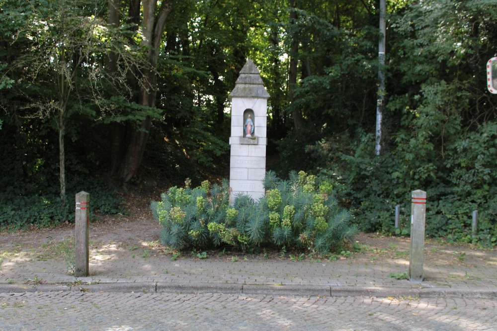 War Memorial Grand-Manil #1